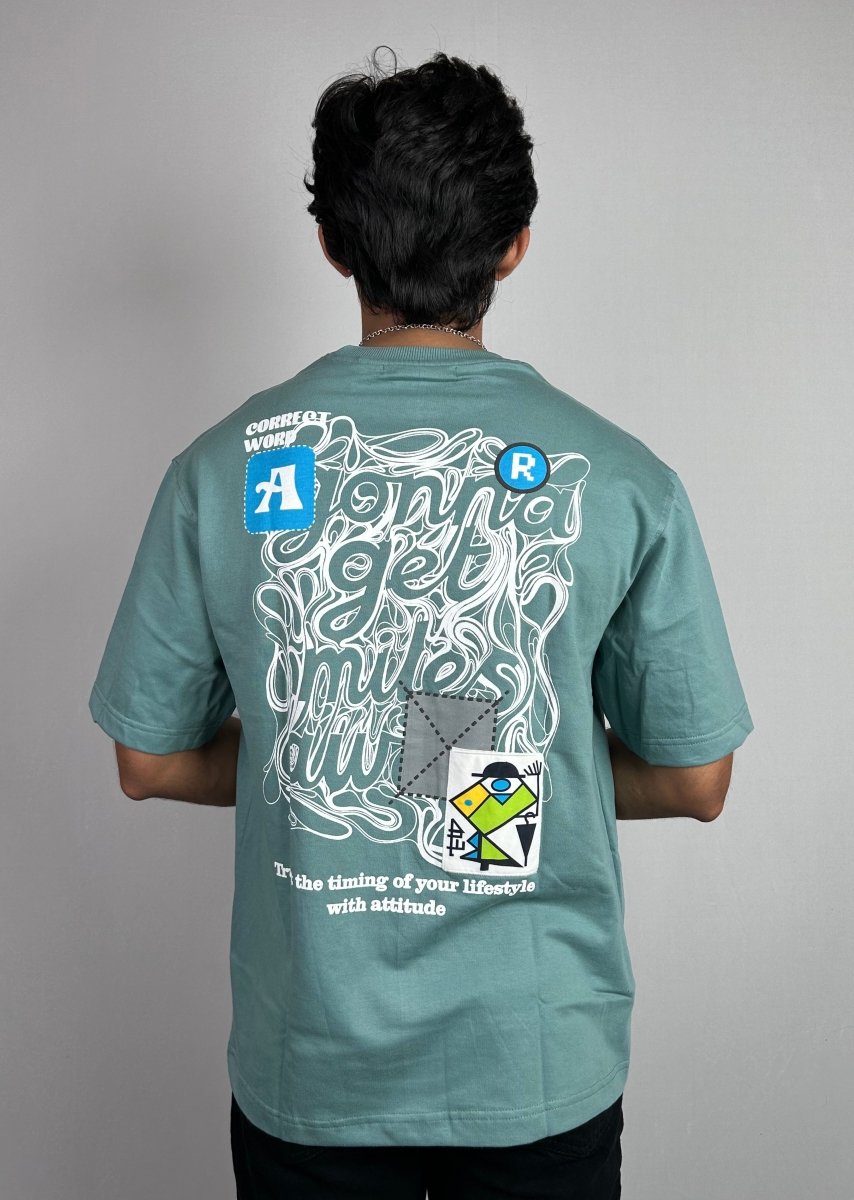 Correct World | Oversized T-shirt - VAO FASHION